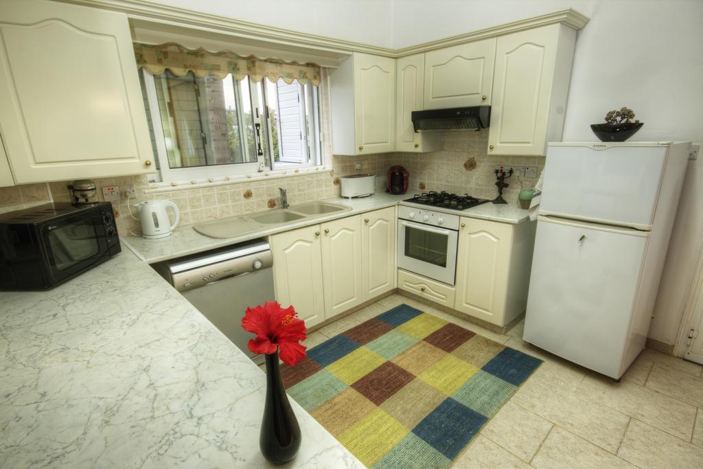 Villa Athina Пафос Номер фото