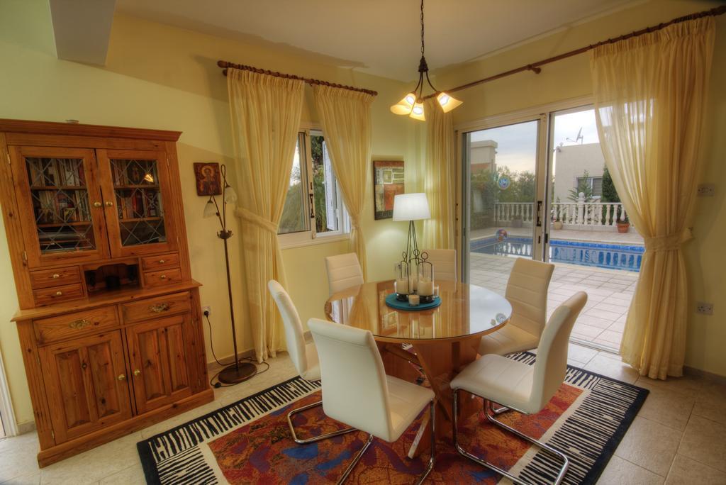 Villa Athina Пафос Номер фото